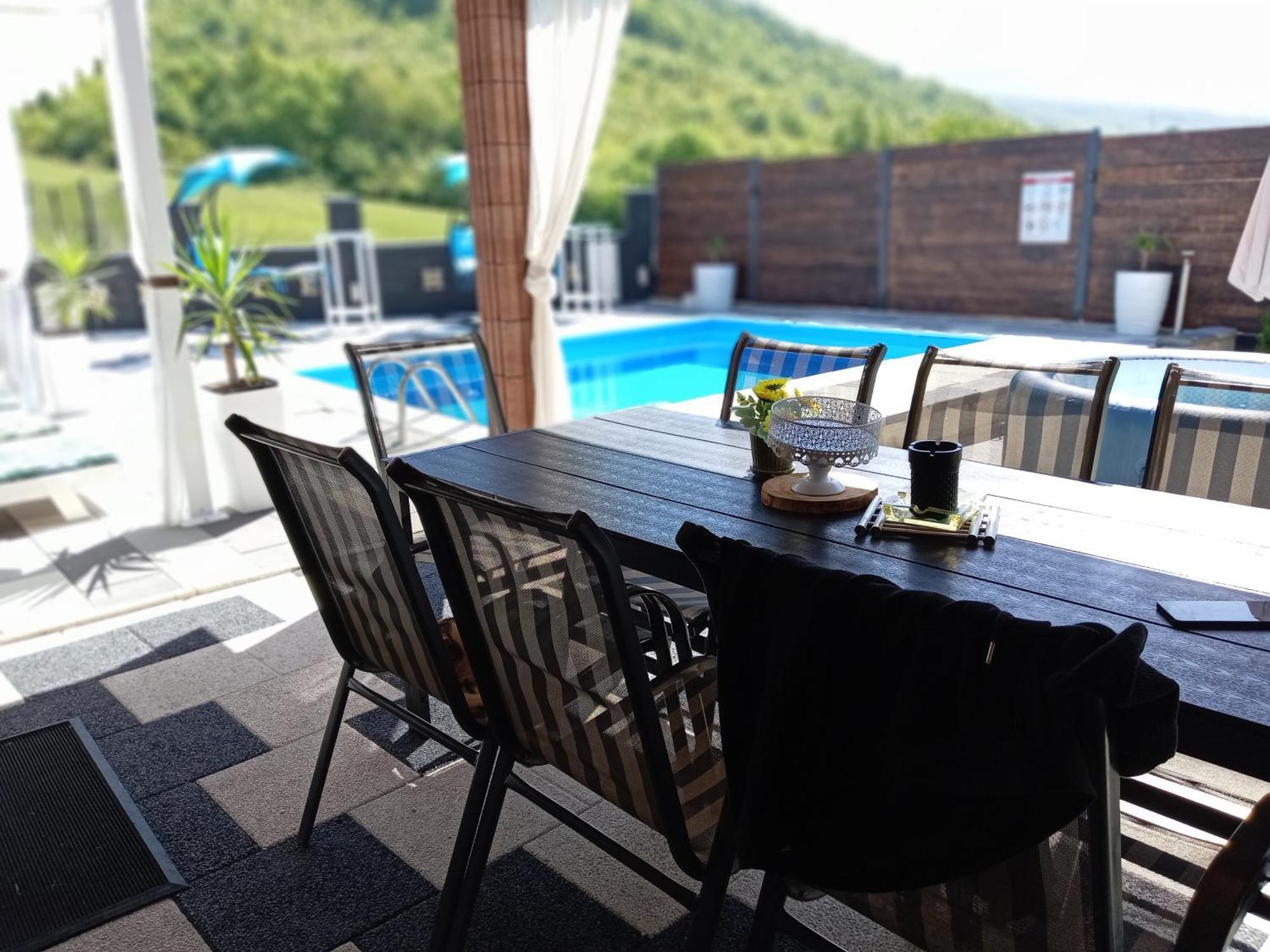 Holiday House White Hill Bihac Exterior photo